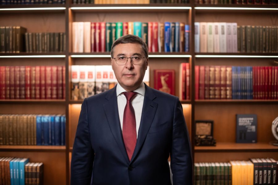 Глава Минобрнауки Валерий Фальков поздравил с Днём защитника Отечества Глава Минобрнауки Валерий Фальков поздравил с Днём защитника Отечества