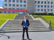 Звезды филиала ЮУрГУ в г. Златоусте: истории успеха выпускников 2025 года.