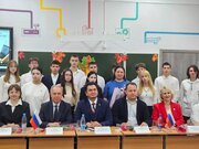 Встреча с десятиклассниками МАОУ СОШ № 4, поступившим в губернаторский инженерный класс.