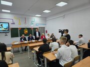 Встреча с десятиклассниками МАОУ СОШ № 4, поступившим в губернаторский инженерный класс.