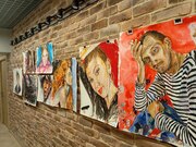 Посещение выставки художницы Алисы Сальниковой под названием «Суета».